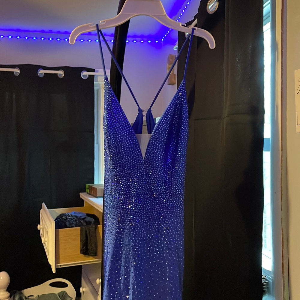 Amelia couture prom dress size 4
